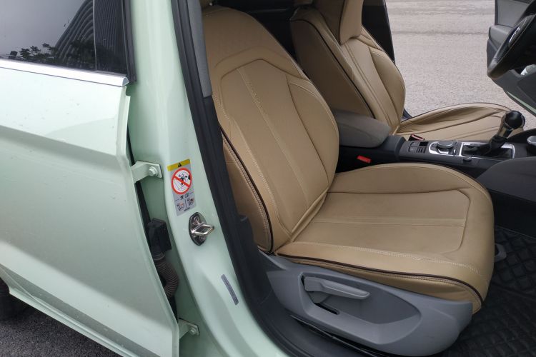 奥迪A3 2018款 30周年年型 Limousine 35 TFSI 进取型局部细节41