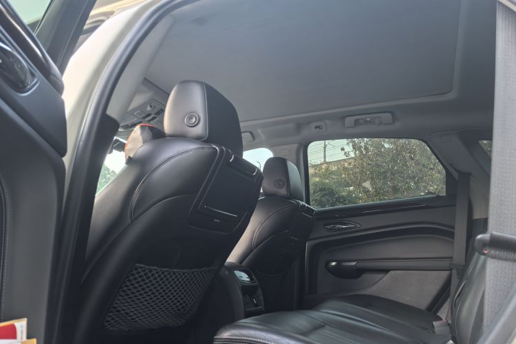 凯迪拉克SRX 2013款 3.6L 旗舰型局部细节22