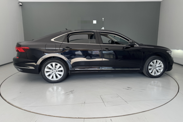 大众 帕萨特 2019款 330TSI 精英版 国VI车身外观6004