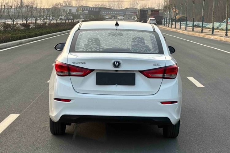 长安 悦翔 2019款 1.4L 手动舒适型 国VI车身外观6004