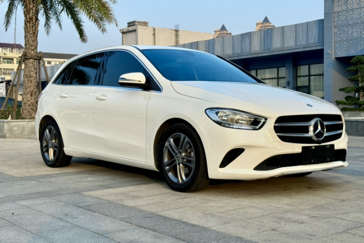 奔驰B级 2020款 B 180车身外观6007