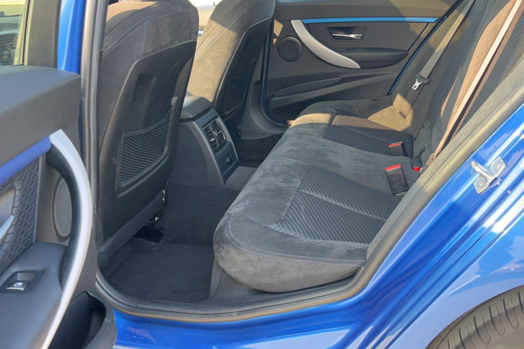 宝马3系 2018款 320i M运动套装中控内饰7003