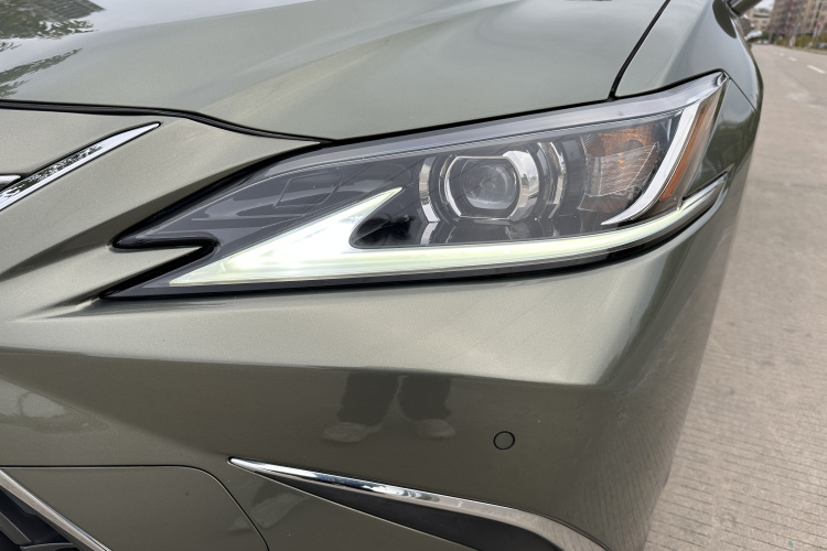 雷克萨斯ES 2021款 200 卓越版局部细节36