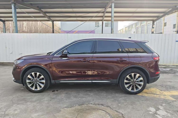 林肯 冒险家 2022款 2.0T 两驱尊雅版车身外观6007