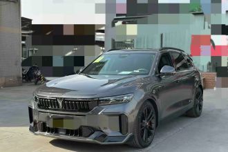 岚图汽车 岚图FREE 2025款 318 259km 四驱探索版