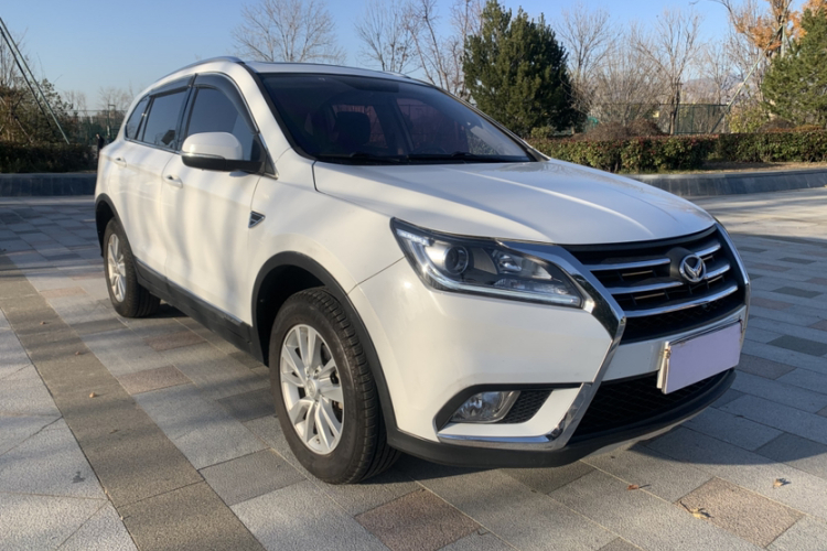 北汽幻速S6 2016款 1.5T 手动领先型车身外观6002