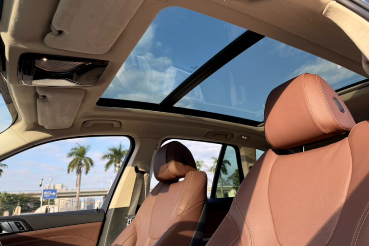 宝马X5(进口) 2022款 xDrive30i M运动套装中控内饰7012