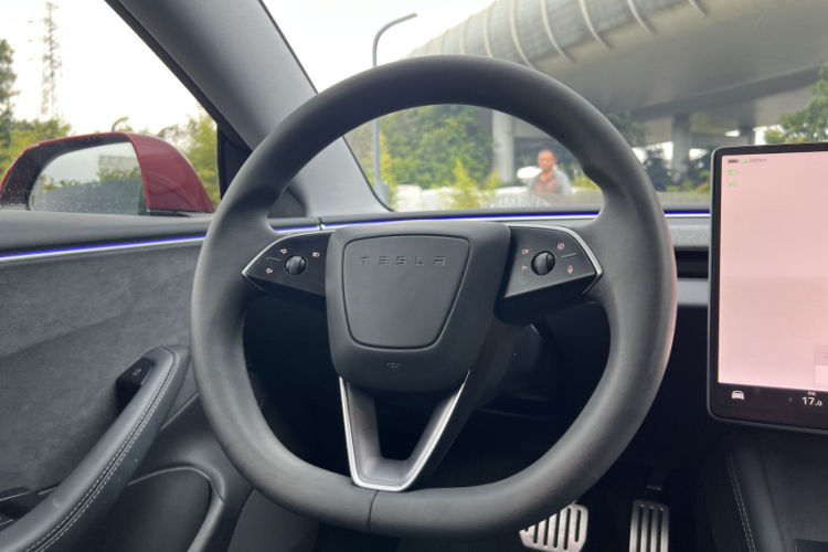 特斯拉 Model 3 2023款 长续航全轮驱动版局部细节13