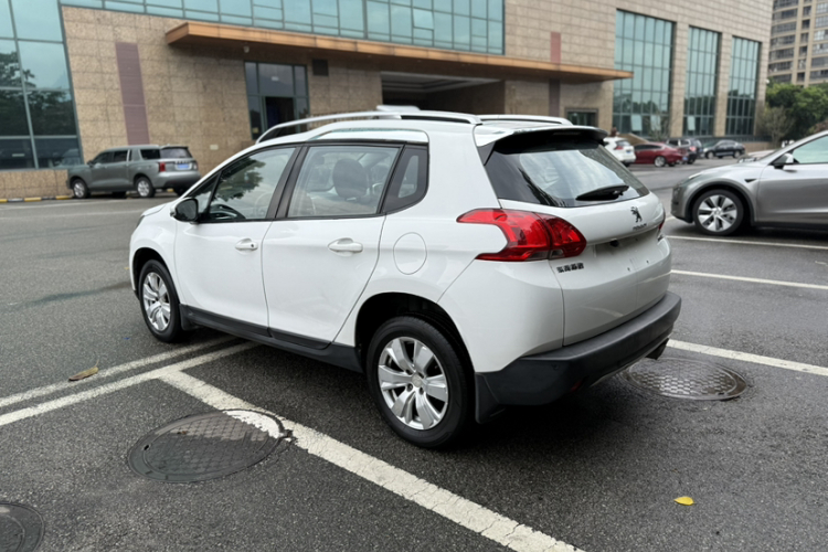 标致2008 2016款 230THP 自动时尚版车身外观6005