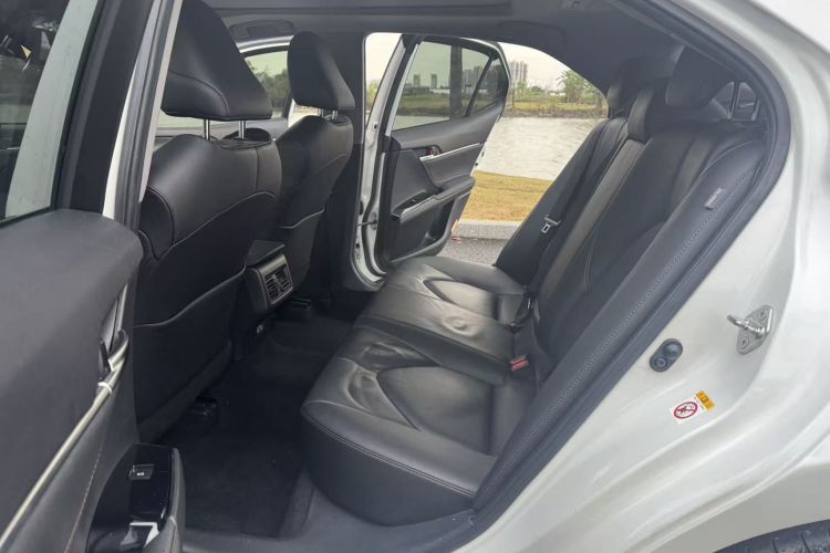 丰田 凯美瑞 2018款 2.5G 豪华版中控内饰7003