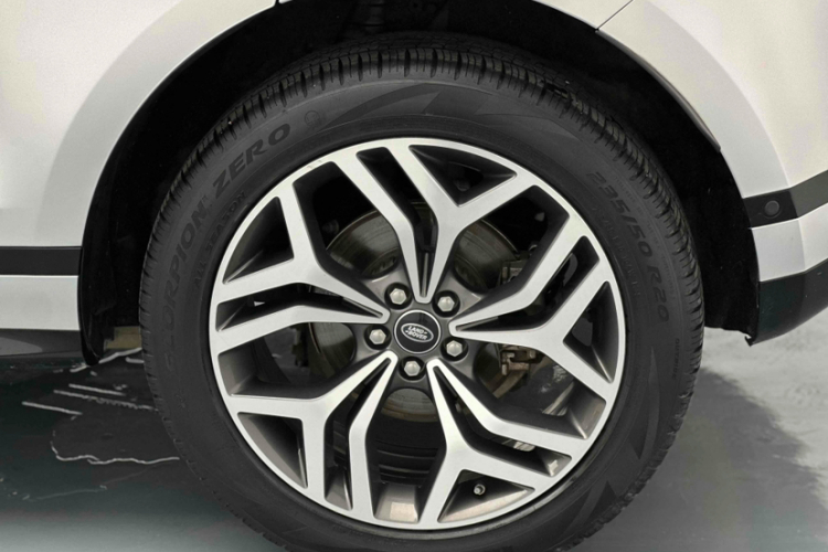 路虎 揽胜极光 2020款 249PS R-DYNAMIC S 运动版车身外观6009