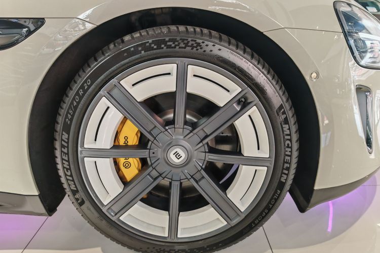 小米汽车 小米SU7 2024款 四驱超长续航高阶智驾Max版车身外观6007