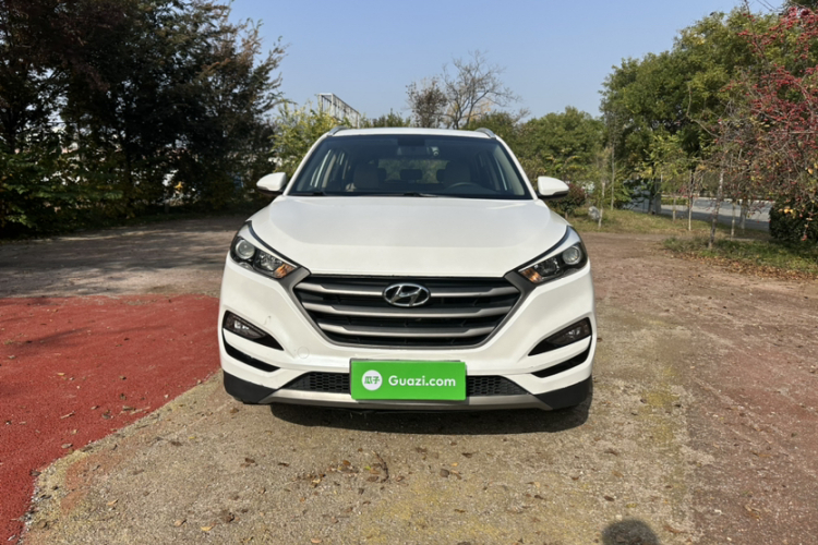 现代 途胜 2015款 1.6T 双离合两驱智能型车身外观6002