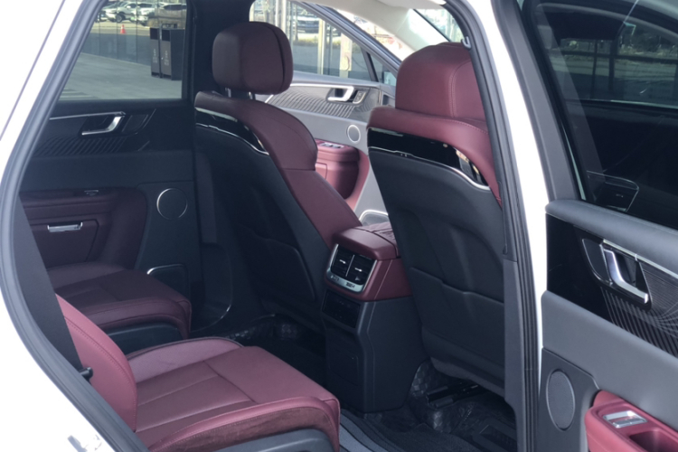 红旗E-HS9 2022款 660km 旗畅版 六座中控内饰7003