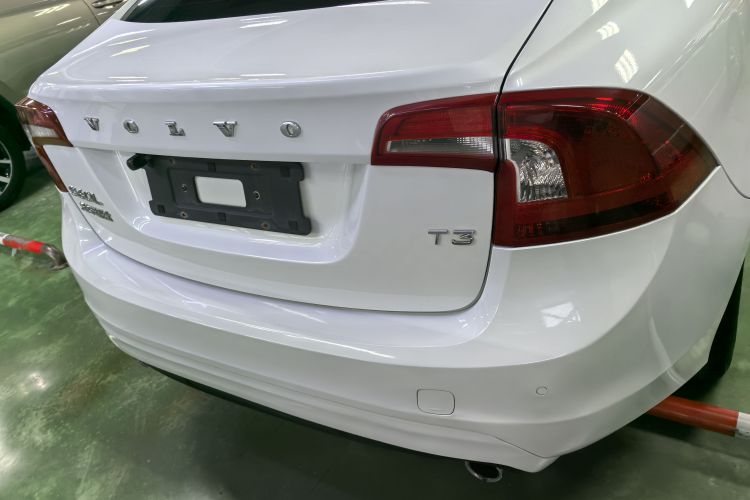 沃尔沃S60 2016款 S60L T3 智行版车身外观6005