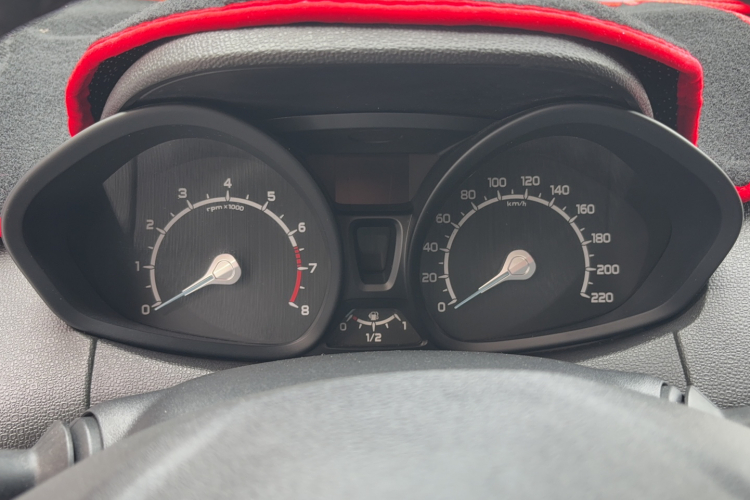 福特 翼搏 2017款 1.5L 自动风尚型局部细节14