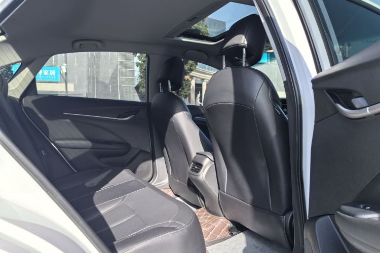 别克 英朗 2021款 改款 典范 1.5L 自动精英型中控内饰7004