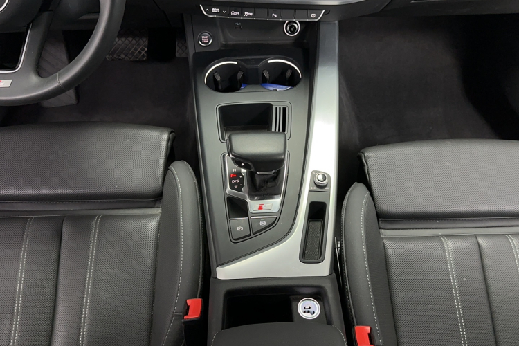 奥迪A4L 2024款 40 TFSI 时尚动感型局部细节18