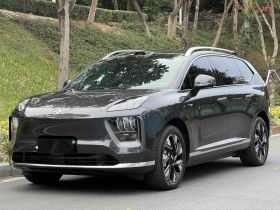 昊铂HL 2025款 350 Max六座激光雷达版