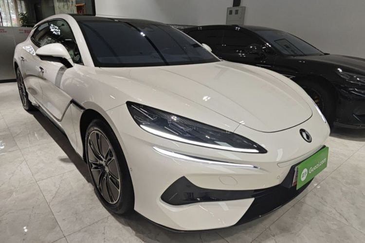 腾势Z9GT 2024款 1100四驱Max版车身外观6005