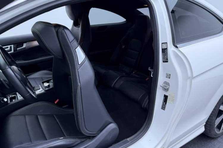 奔驰C级(进口) 2013款 C 180 轿跑版局部细节22