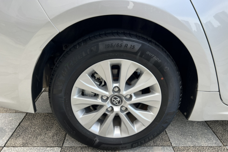 丰田 卡罗拉 2021款 TNGA 1.5L CVT先锋版车身外观6004