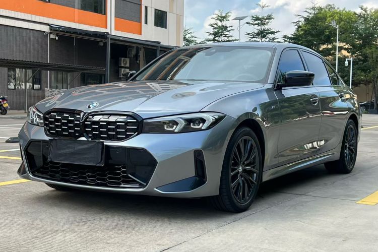 宝马3系 2024款 325Li M运动曜夜套装车身外观1