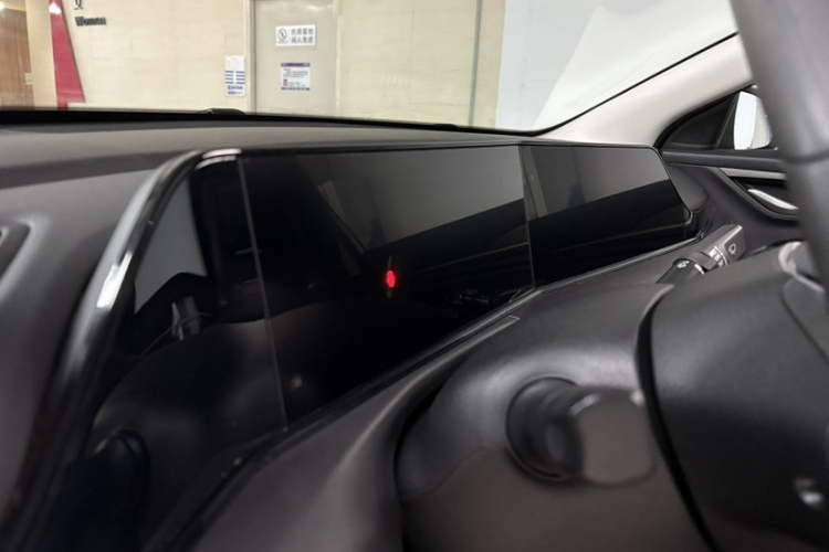 长安 逸动 2022款 PLUS 1.6L GDI CVT精英型中控内饰7010