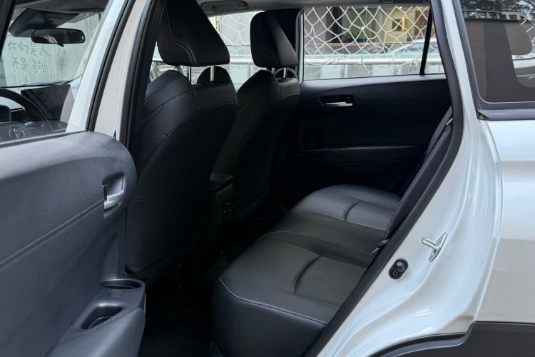 丰田 锋兰达 2023款 2.0L CVT豪华版中控内饰7002