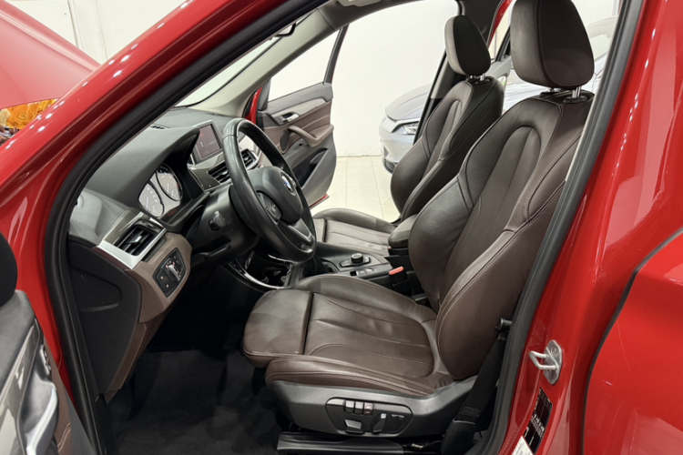 宝马X1 2019款 sDrive18Li 尊享型局部细节19