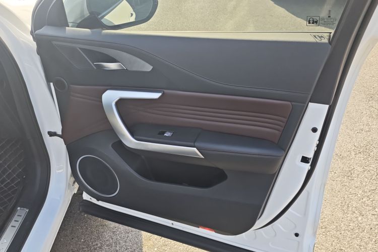 魏牌 VV5 2021款 1.5T 两驱智先锋中控内饰7004