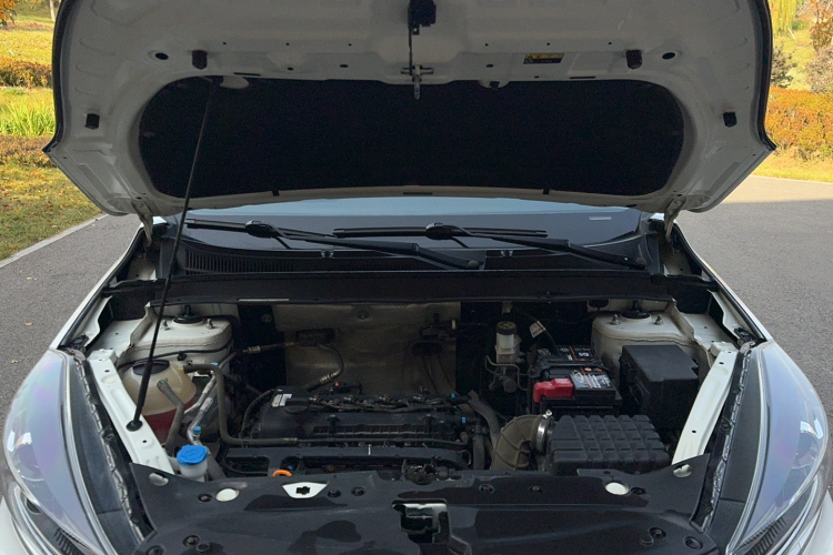 凯翼 炫界 2020款 改款 1.5L 手动悦局部细节24