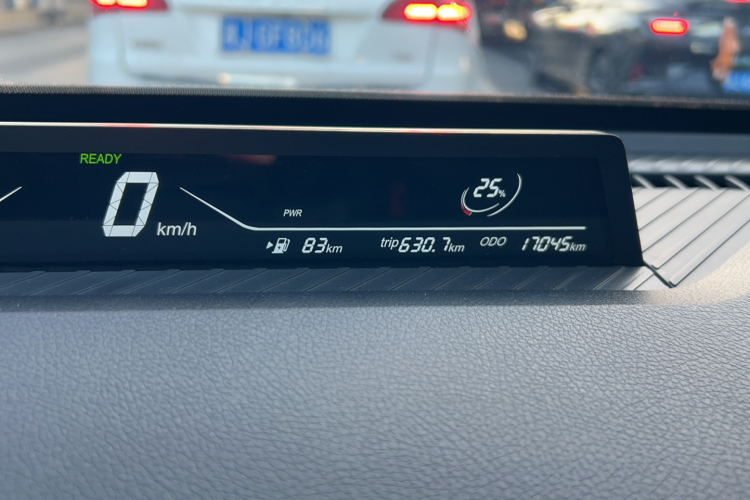 哪吒汽车 哪吒AYA 2023款 318 Lite中控内饰15