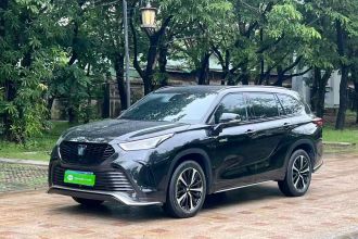丰田 皇冠陆放 2023款 2.5L HEV四驱豪华版