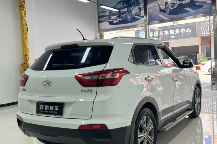 北京现代ix25 2015款 1.6L 自动两驱智能型GLS车身外观6004