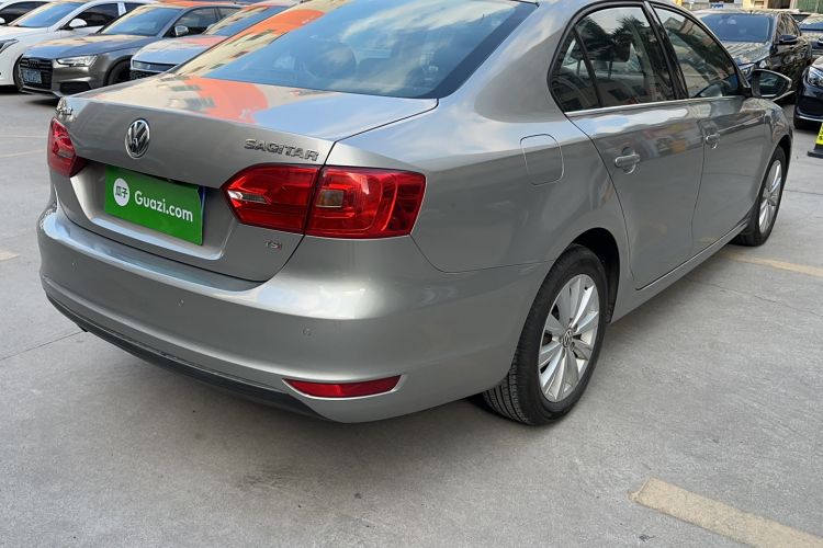 大众 速腾 2014款 改款 1.4TSI 自动豪华型车身外观6006