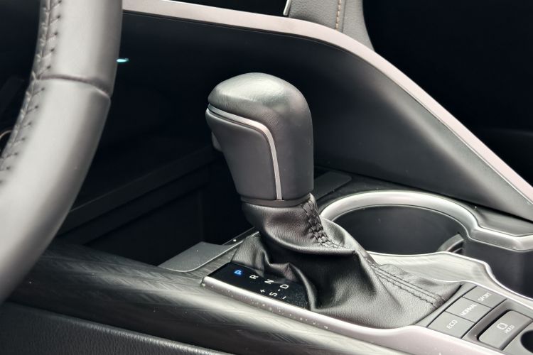 丰田 凯美瑞 2021款 2.5G 豪华版局部细节18