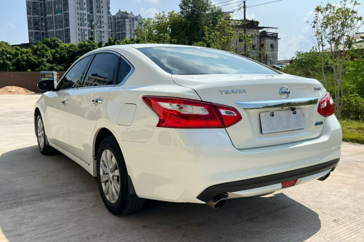 日产 天籁 2016款 改款 2.0L XL舒适版车身外观6008