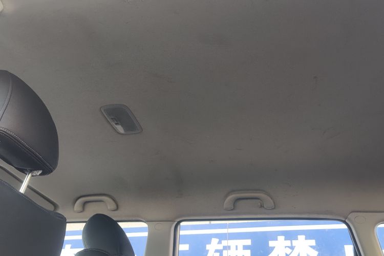 起亚 秀尔 2013款 1.6L MT GL中控内饰7003