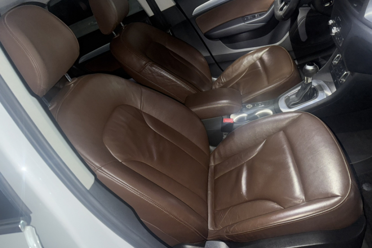 奥迪Q3 2015款 30 TFSI 舒适型局部细节41