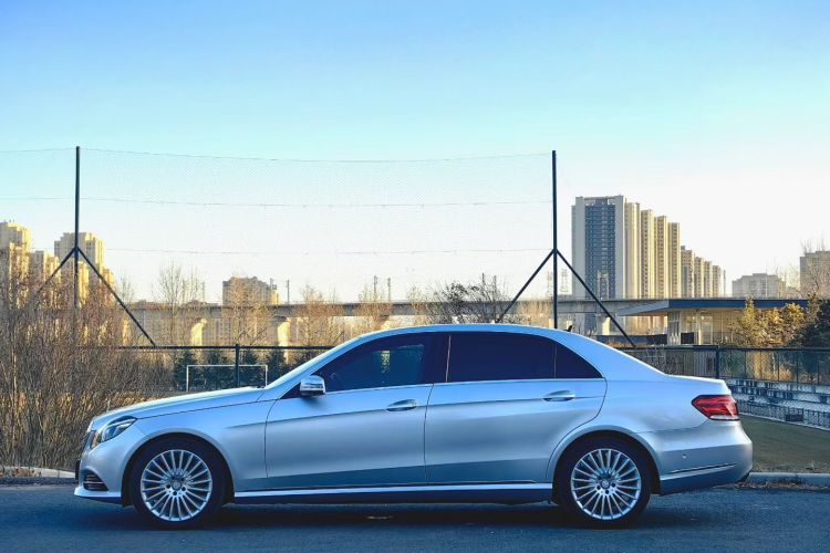 奔驰E级 2014款 E 260 L 豪华型车身外观6003