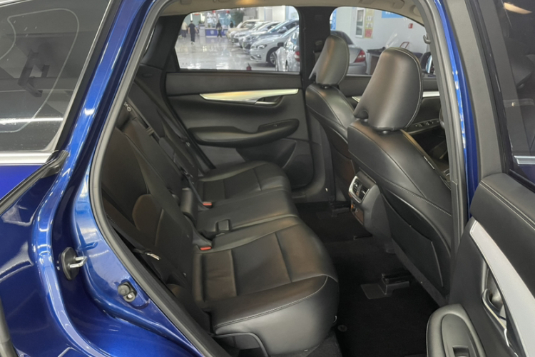 英菲尼迪QX50 2018款 2.0T 两驱时尚版中控内饰7002