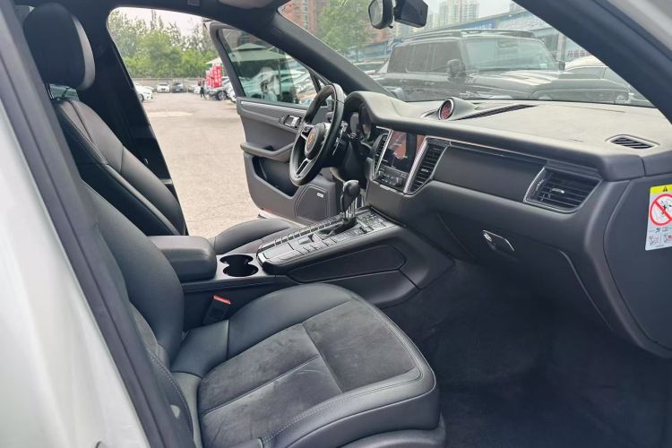 保时捷 2017款  Macan 2.0T中控内饰7008