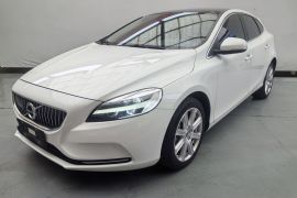 沃尔沃V40 2018款 T3 智雅版