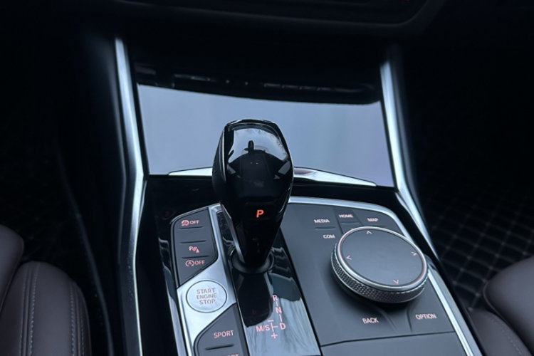 宝马3系 2020款 320Li M运动套装局部细节18