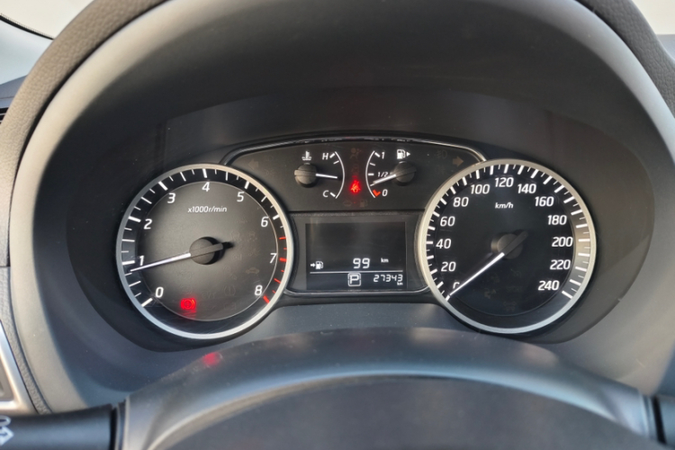 日产 轩逸 2021款 经典 1.6XL CVT豪华版局部细节14