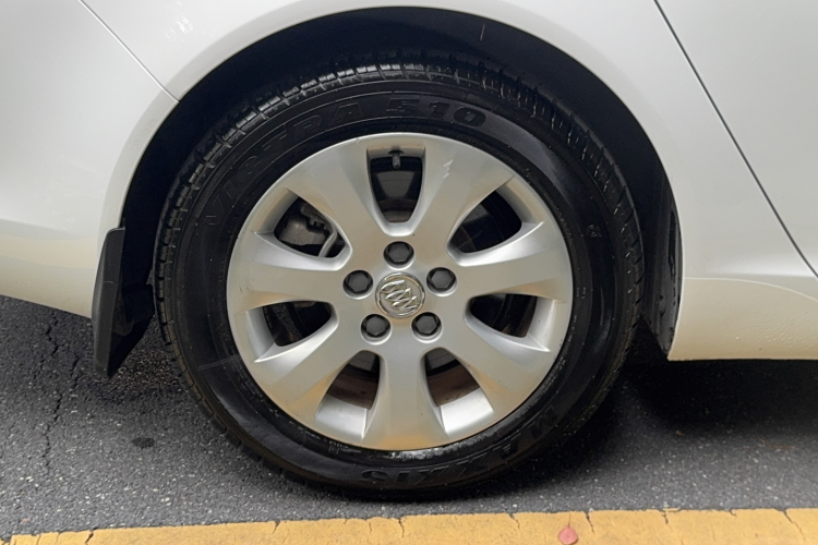 别克 君威 2015款 1.6T 领先技术型车身外观6005