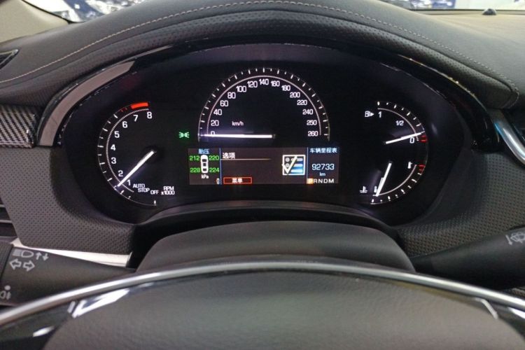 凯迪拉克XTS 2018款 28T 精英型中控内饰15