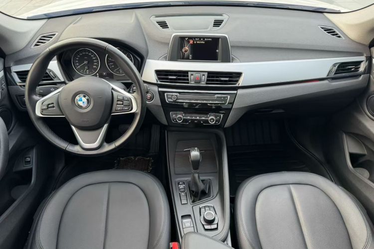 宝马X1 2016款 sDrive18Li 尊享型局部细节18