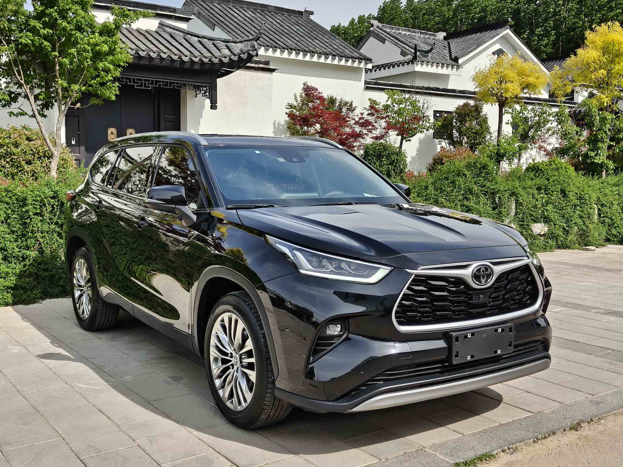丰田 汉兰达 2022款 380T 四驱豪华版 7座(3)
